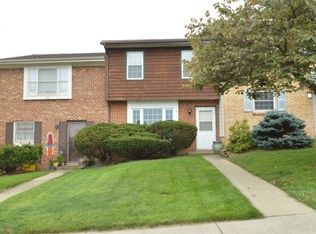 1324 Country Club Ct, Harrisonburg, VA 22802