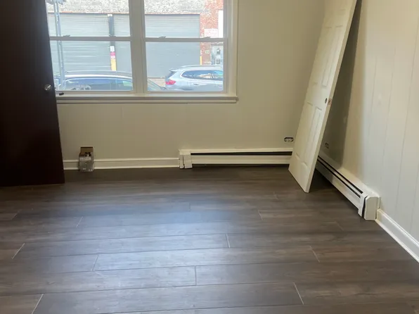 92-94 Linnett Street image 12 of 14