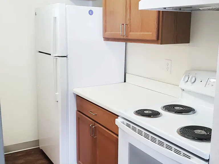 378 S Poplar St #378 — Photo 6