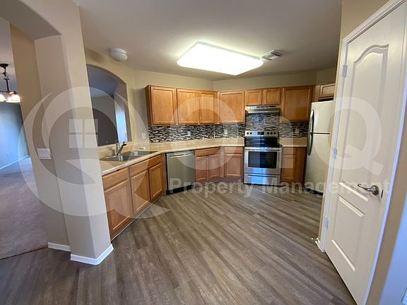 4th image of 4087 E Lushfield Dr