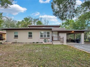 1450 Indiana Ave, Mount Dora, FL 32757