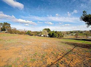 3138 Simbar Rd, Bonita, CA 91902