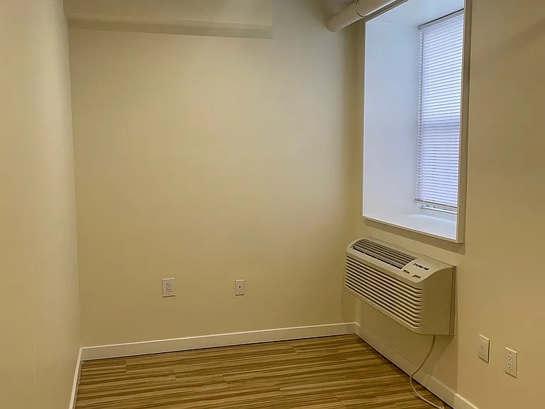 248 S 49th St #117 — Photo 11