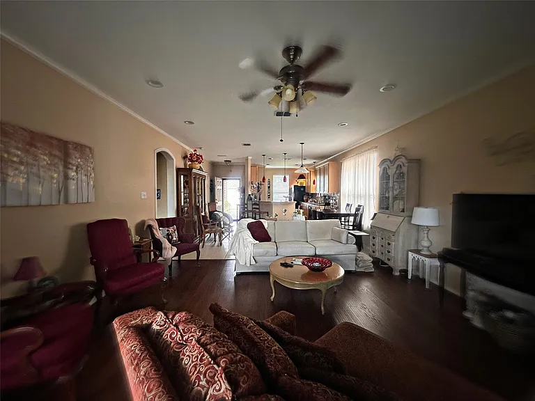 5817 Quicksilver Dr — Photo 6