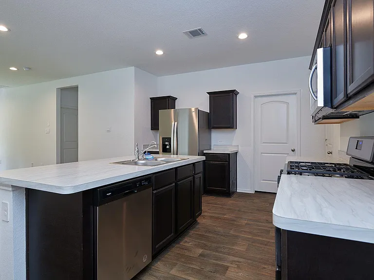 16877 Short Pines Dr — Photo 22