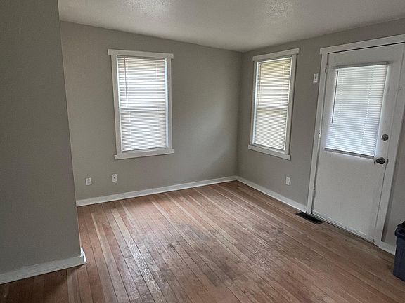 5th image of 3326 Dix Ave