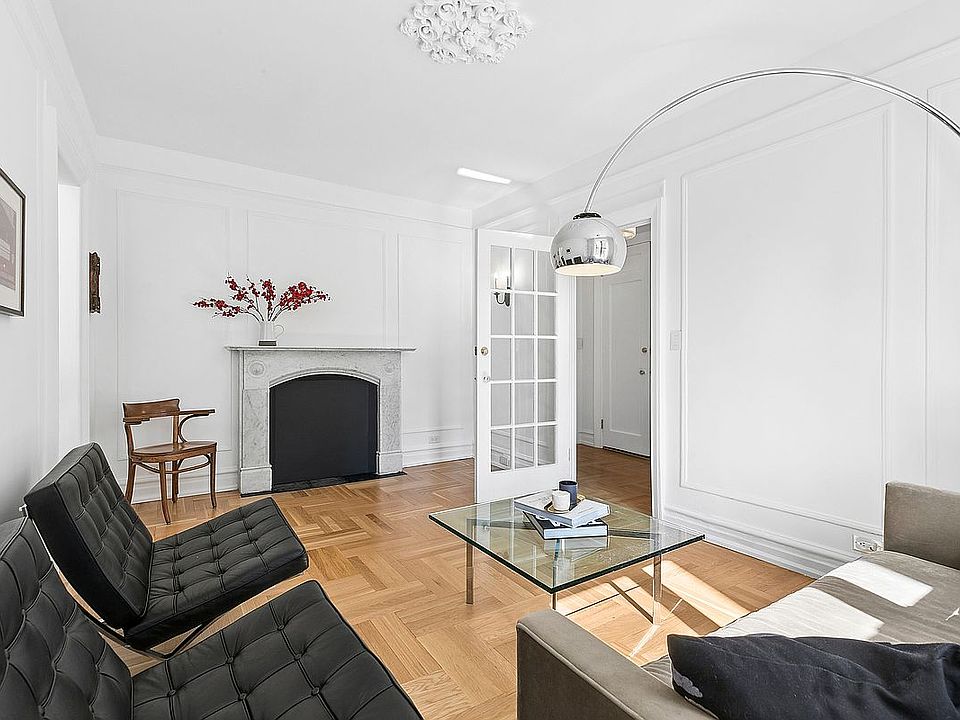 1st image of 860 W 181st St APT 54
