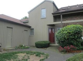 25 Far View Cmns, Southbury, CT 06488