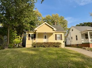 2504 S 8th St, Springfield, IL 62703