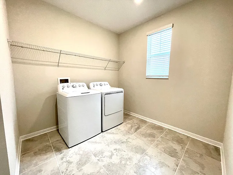 1387 Waverunner Ln — Photo 11