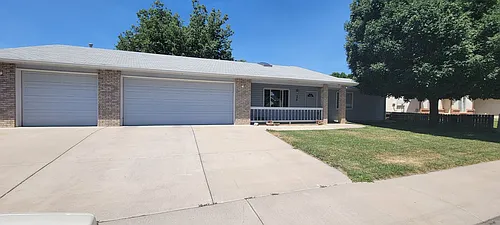 579 Darby Dr Photo 1