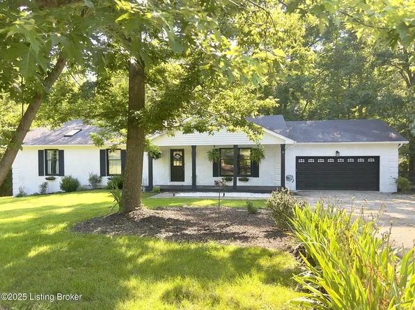 3003 Coffee Tree Ct, Crestwood, KY 40014