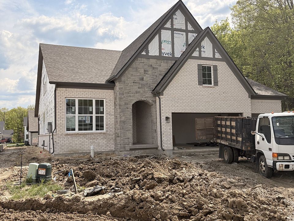 1st image of 4943 Elaine Ct