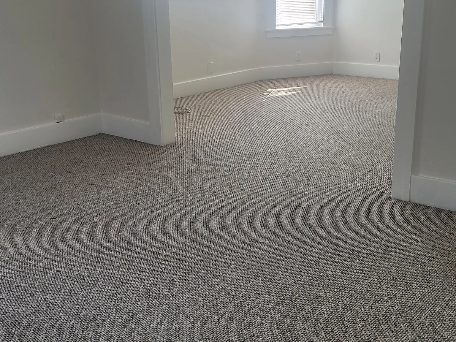 2 bed, 1300 sqft, $1,000 — Photo 4