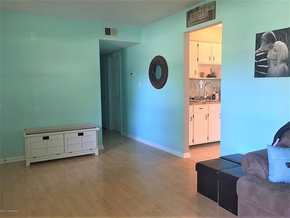 5th image of 140 Teakwood Cir