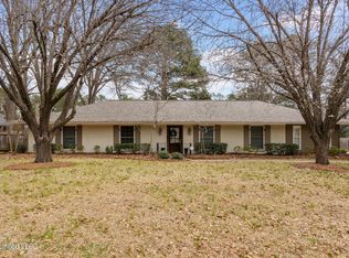 4666 Hazelwood Dr, Jackson, MS 39211