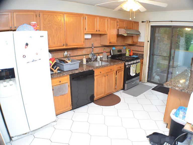 42 Wisteria Ct #42 — Photo 3