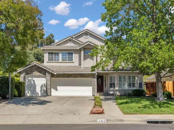 349 Oak Valley Dr, Vacaville, CA 95687