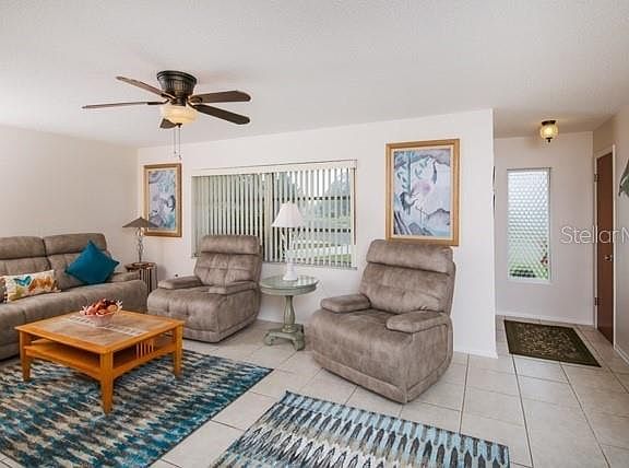 3rd image of 5315 Nutmeg Ave