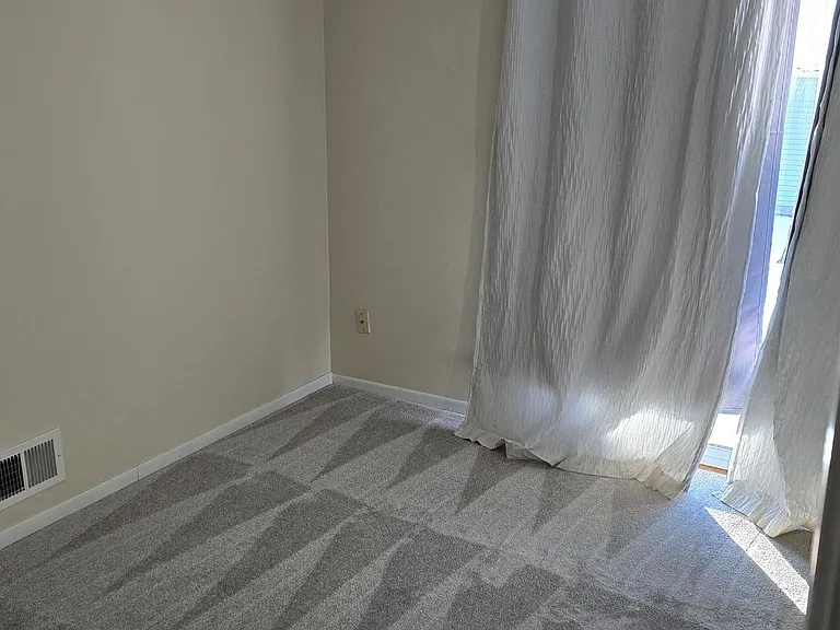 2187 Cedar Ln — Photo 3
