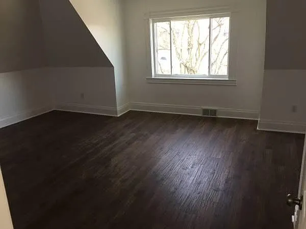 115 W Sycamore St #2 — Photo 6