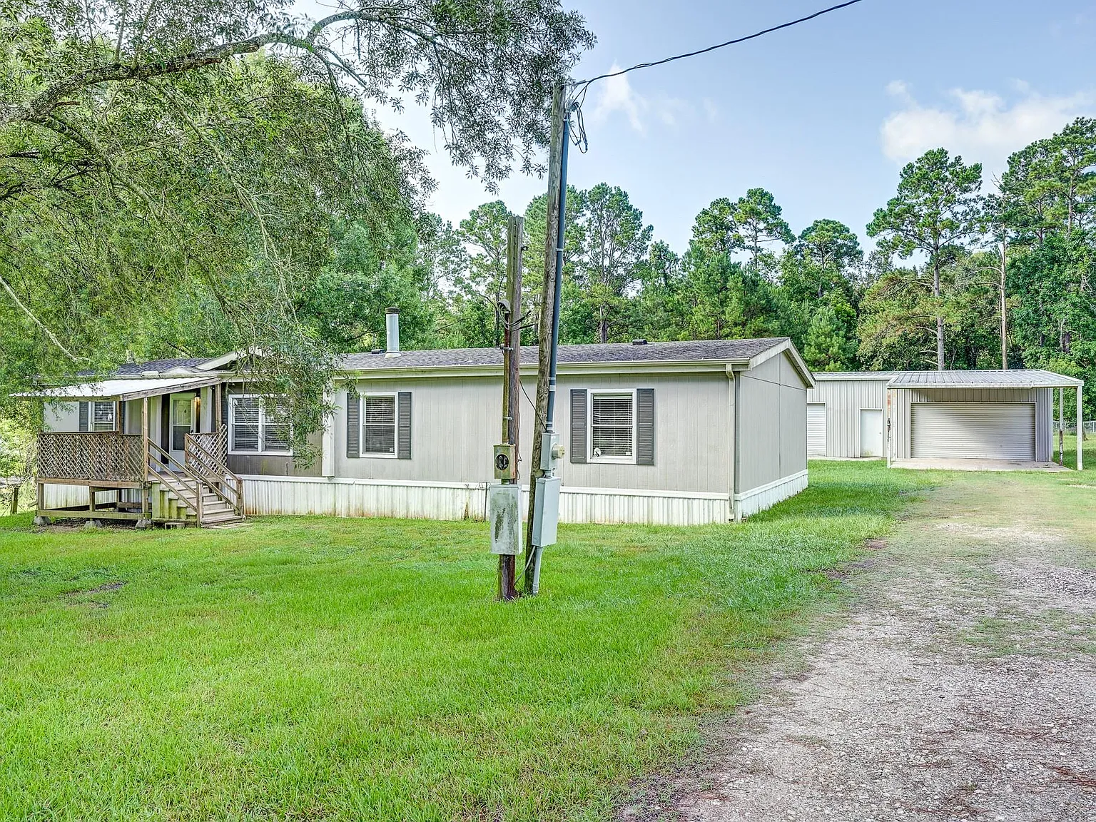 4 bed, 2.0 bath, 1980 sqft, $2,500 — Photo 3