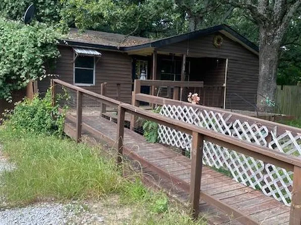 140 Garrett Ln, Gun Barrel City, TX 75156
