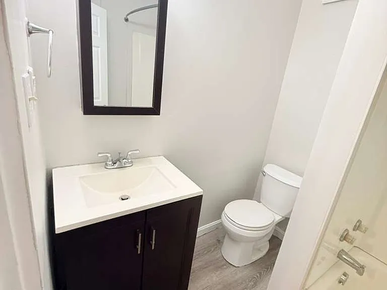 200-223 Gilliland Pl — Photo 16