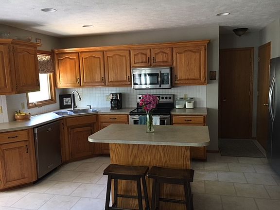 4th image of 17017 K St