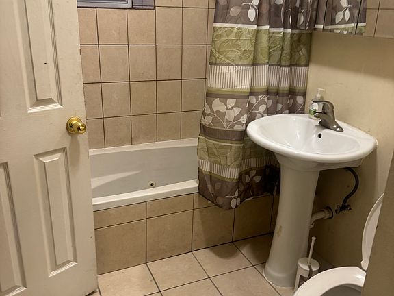 3rd image of 5730 S Indiana Ave APT 2