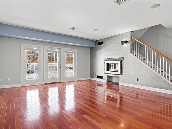 2nd image of 1959 Limestone Dr #1