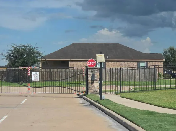 9707 Montana Sapphire Ln, Iowa Colony, TX 77583