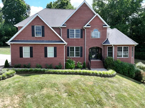 3 Wentworth Ct, Johnson City, TN 37604