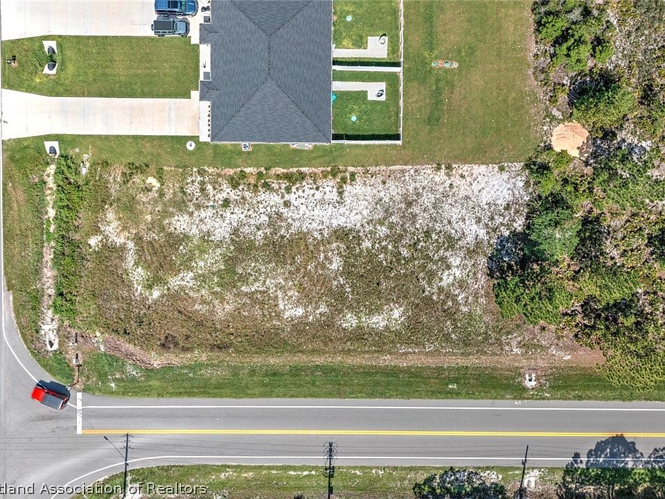1st image of 3000 Hammock Rd