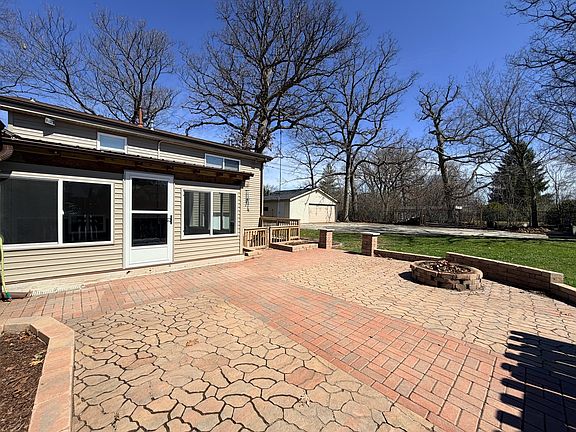 5th image of 11481 Bell Rd