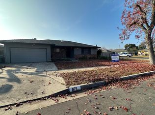 671 E Vartikian Ave, Fresno, CA 93710