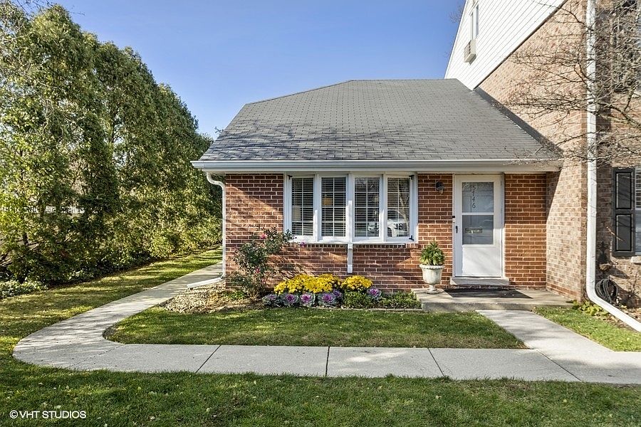 1st image of 5746 S Park Ave