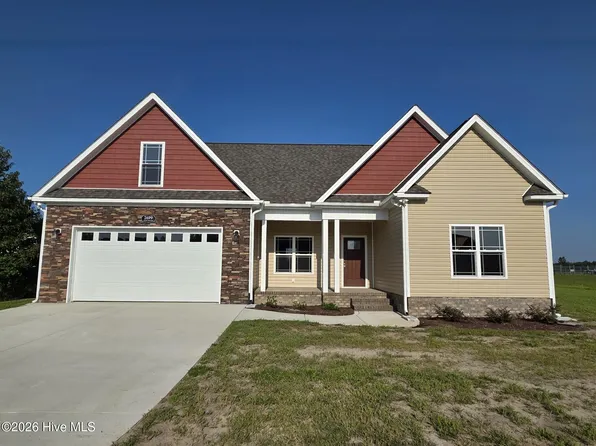 2699 Whitaker Glen Drive, Farmville, NC 27828