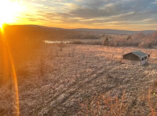 Ti Valley Rd, Blanco, OK 74528