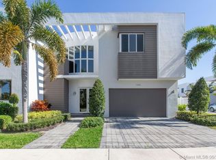 7445 NW 101st Pl #1, Miami, FL 33178