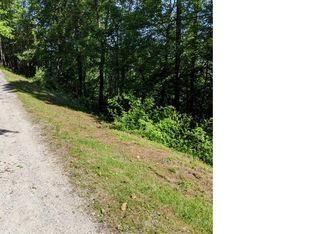 Azalea Ridge Rd, Hendersonville, NC 28739