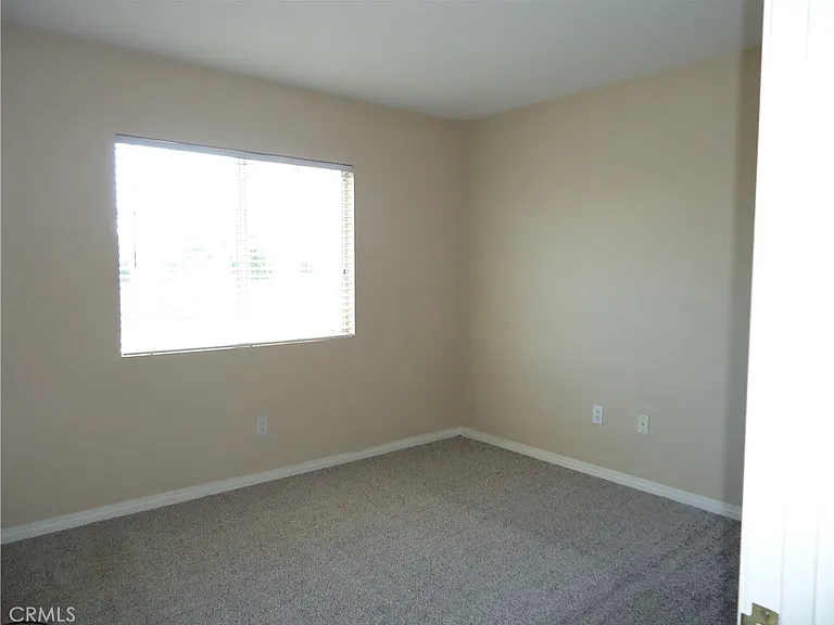 1093 Tangerine Dr — Photo 9