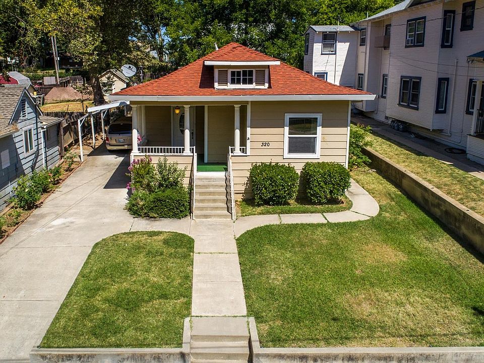 1st image of 320 Berkeley Ave