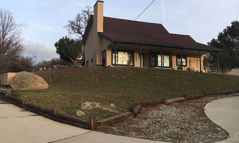 2nd image of 23680 Lakeview Dr