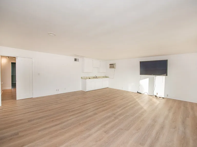9941 Hot Springs Dr — Photo 40