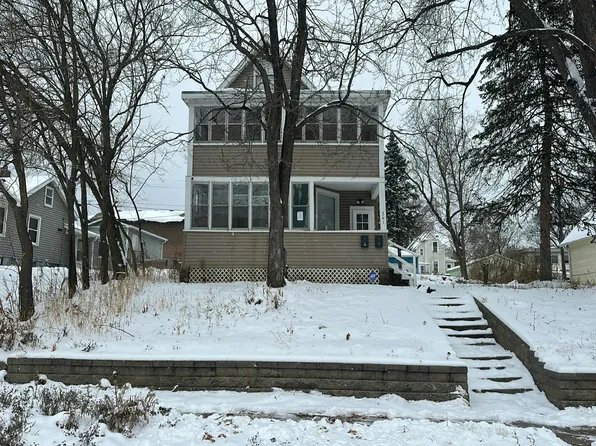 341 Stinson St, Saint Paul, MN 55117