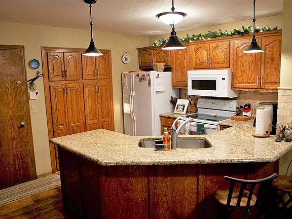 5th image of 8032 E Windwood Ct