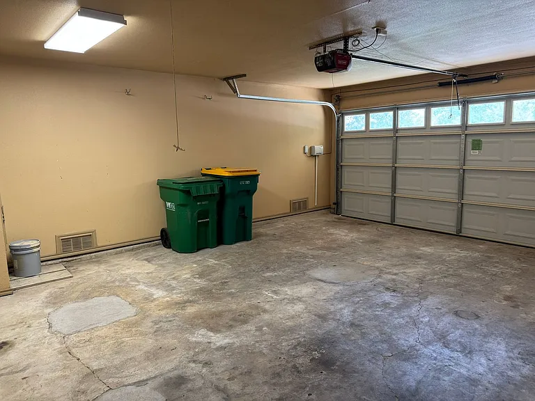 8214 Spring Town St — Photo 12