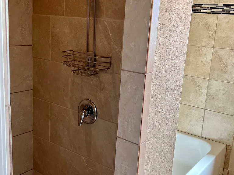 Main Restroom - Stand in Shower & Tub