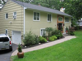 84 Warren Rd, Sparta, NJ 07871